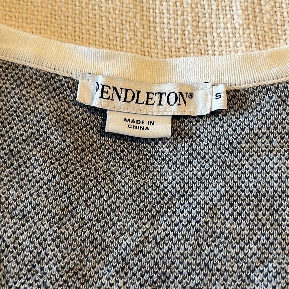 PENDLETON ONE‎ BUTTON Classic & Trendy Boho Blue Geometric Cardigan - Picture 2 of 6